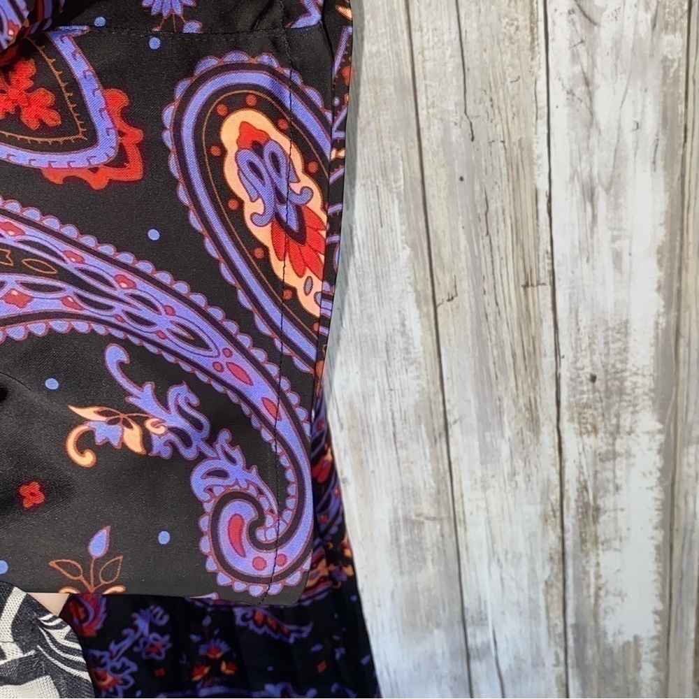 NWT WeWoreWhat Paisley Flare Pants Purple Black High Rise Ankle Size 29 - Picture 6 of 10